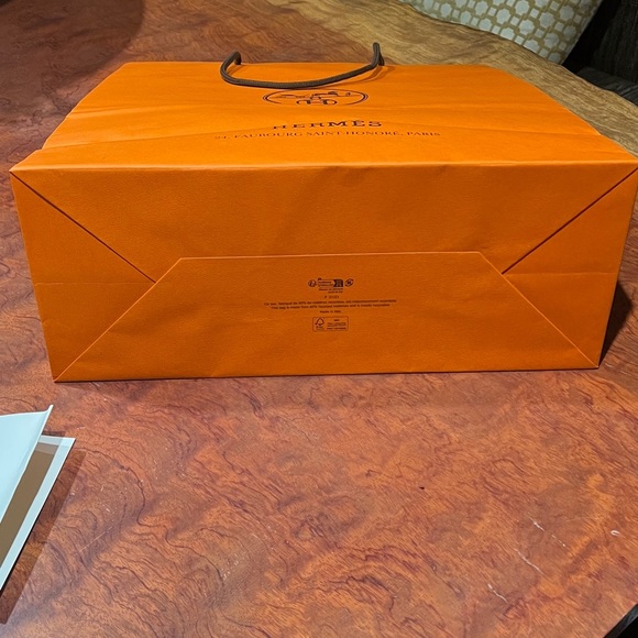 Hermes Extra Large Vertical Paper Shopping Bag 18.25” x 16.5 ”x 6.5” - Picture 3 of 8
